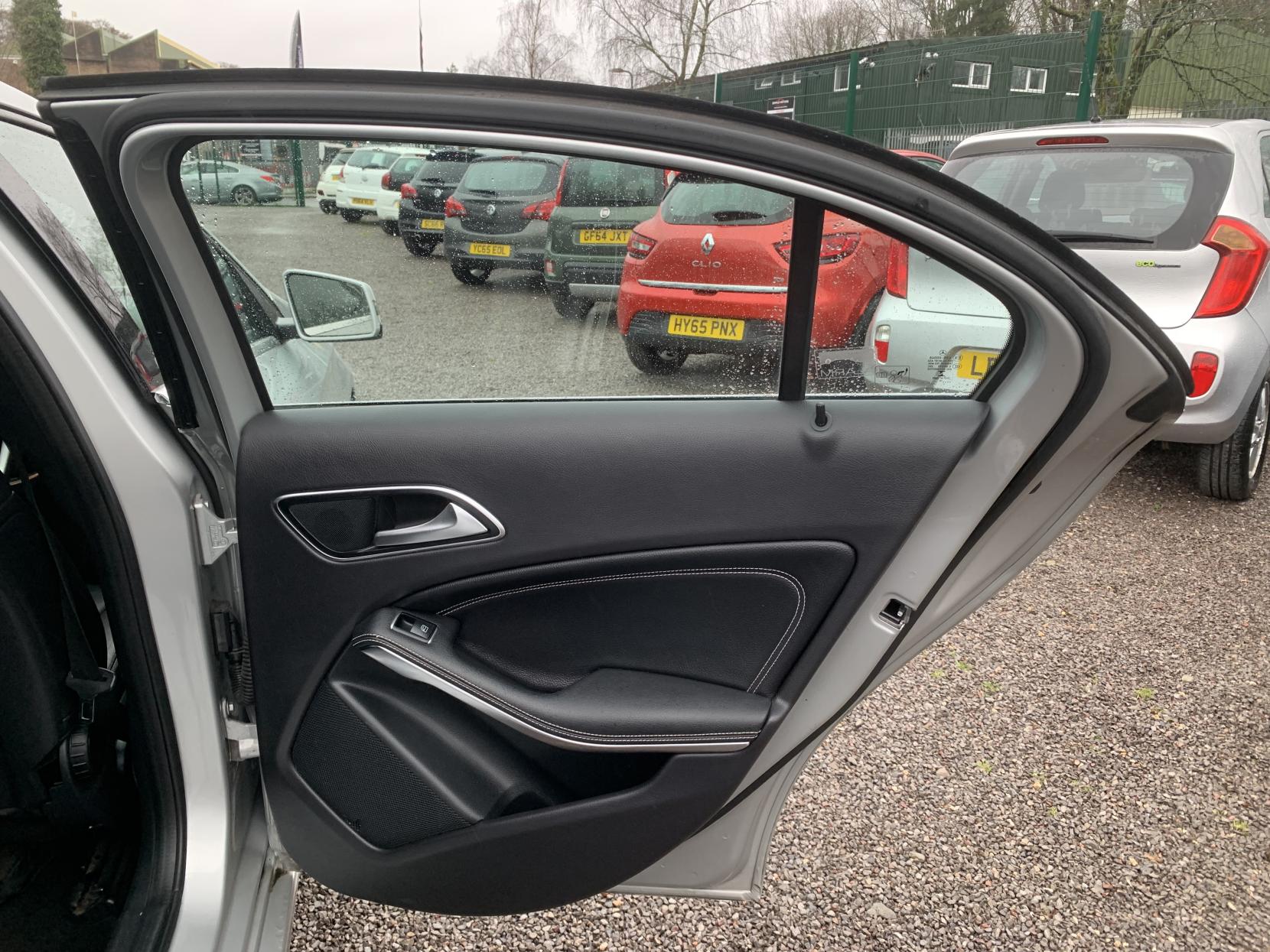 Mercedes-Benz A Class 1.5 A180 CDI Sport Edition Hatchback 5dr Diesel Manual Euro 6 (s/s) (109 ps)