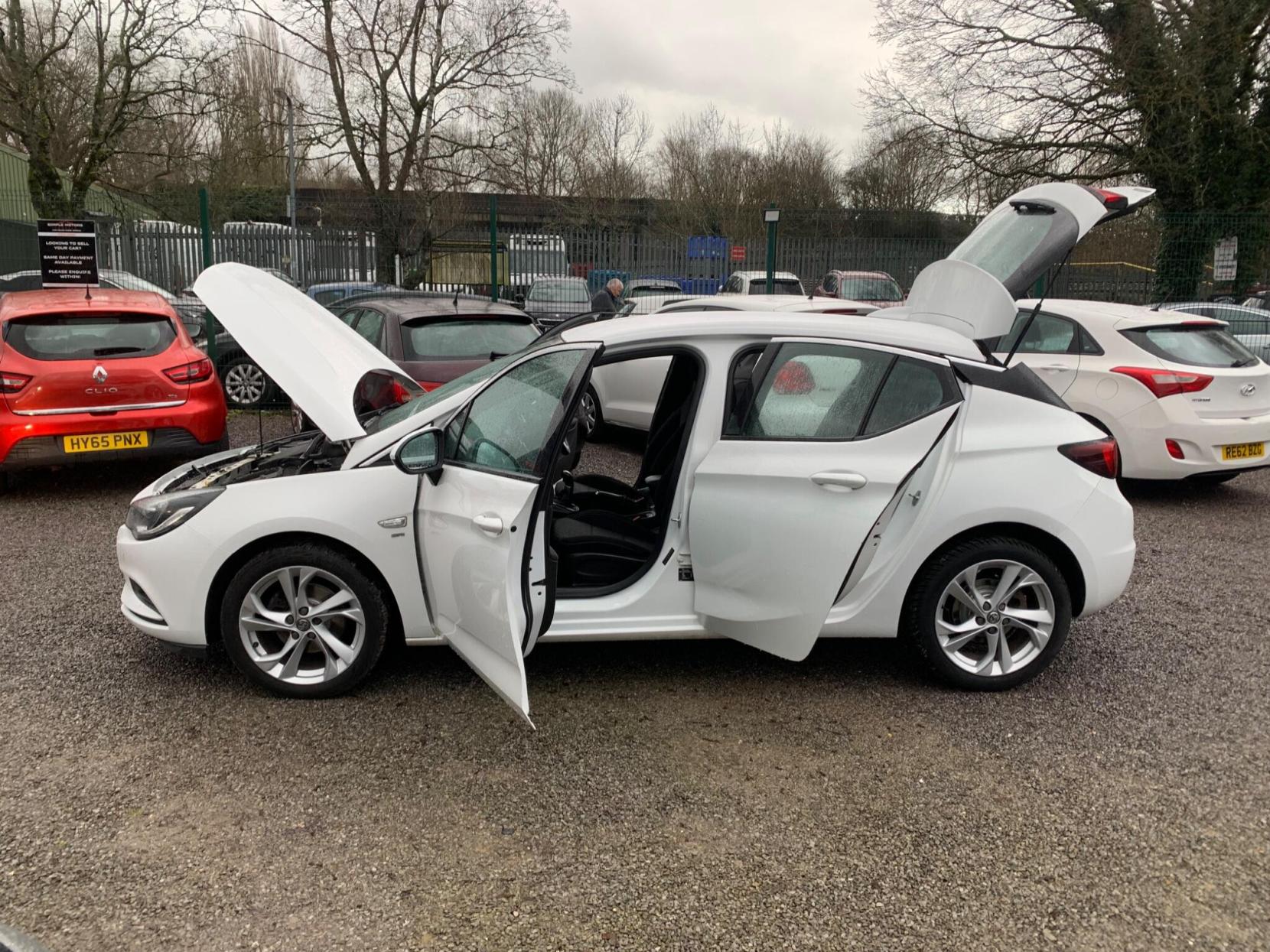 Vauxhall Astra 1.4i Turbo SRi Nav Euro 6 5dr