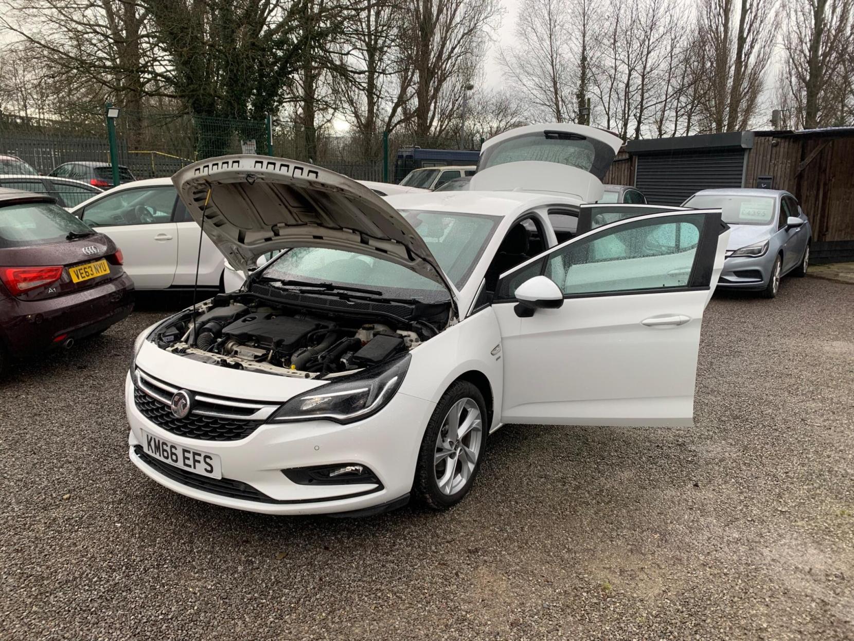Vauxhall Astra 1.4i Turbo SRi Nav Euro 6 5dr
