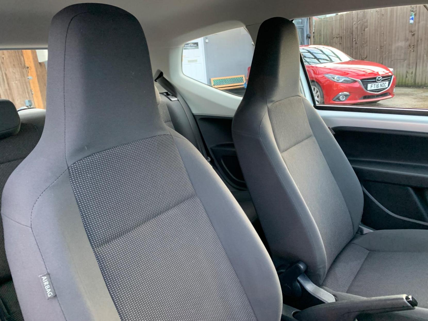 Volkswagen up! 1.0 Take up! Euro 5 3dr