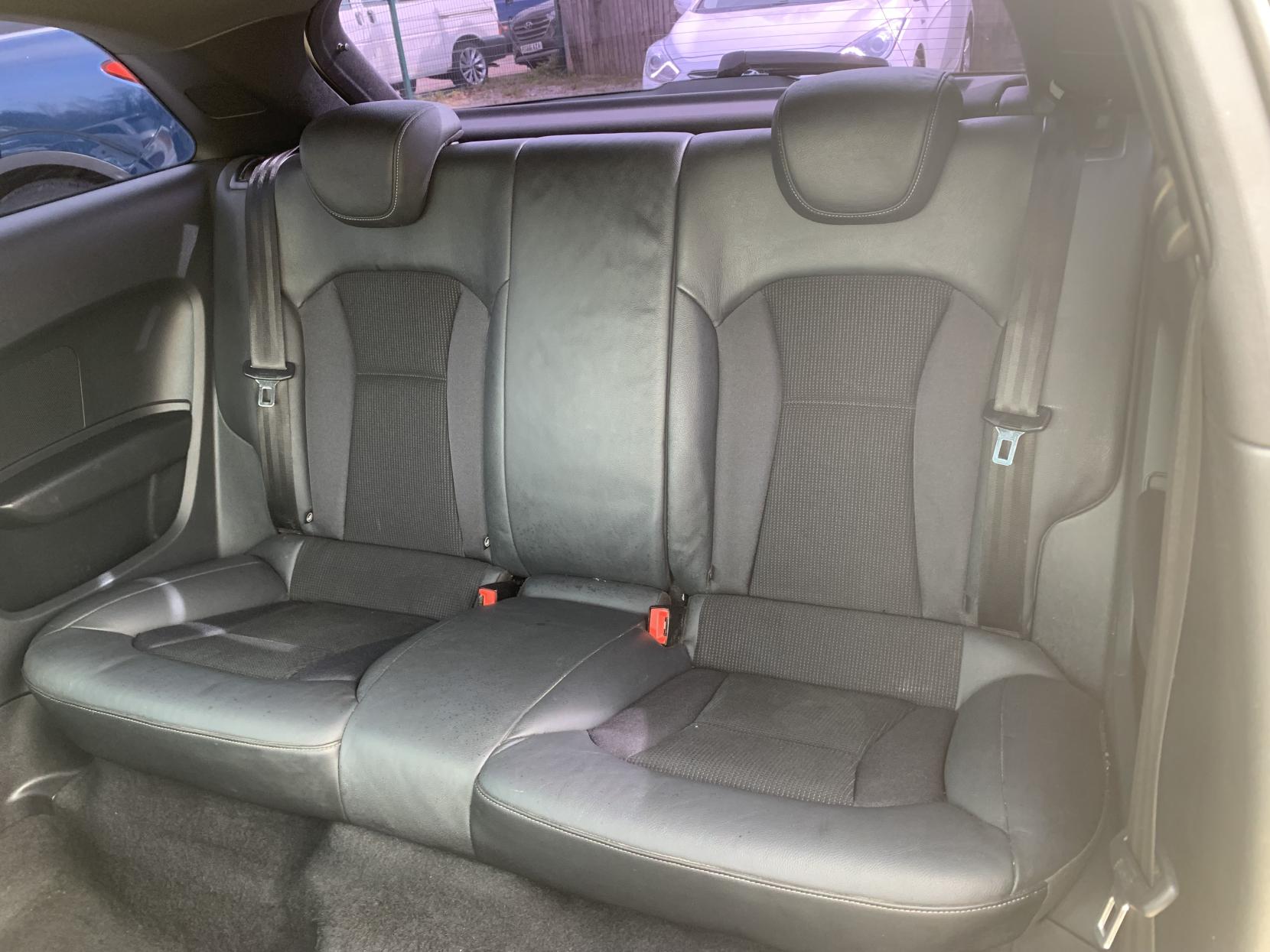 Audi A1 1.4 TFSI S line Hatchback 3dr Petrol Manual Euro 5 (s/s) (122 ps)