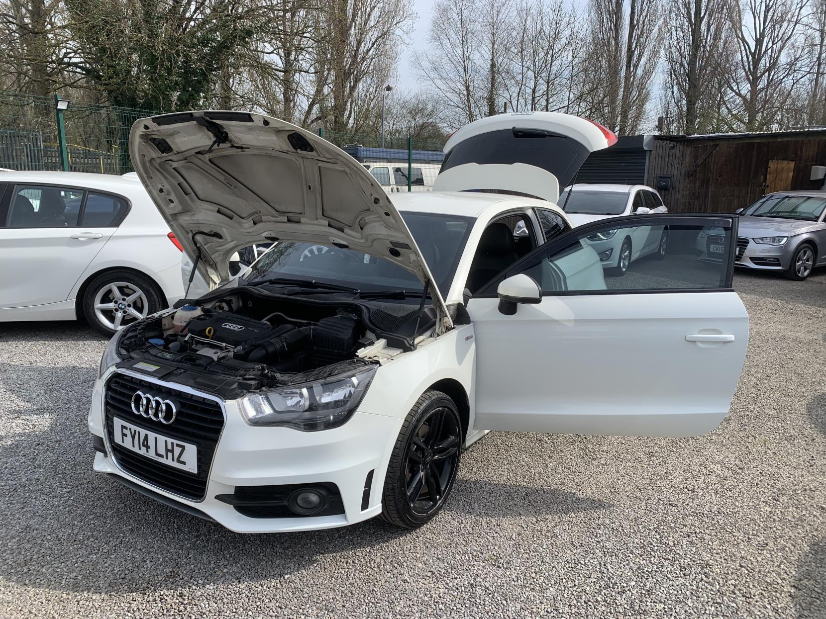 Audi A1 1.4 TFSI S line Hatchback 3dr Petrol Manual Euro 5 (s/s) (122 ps)