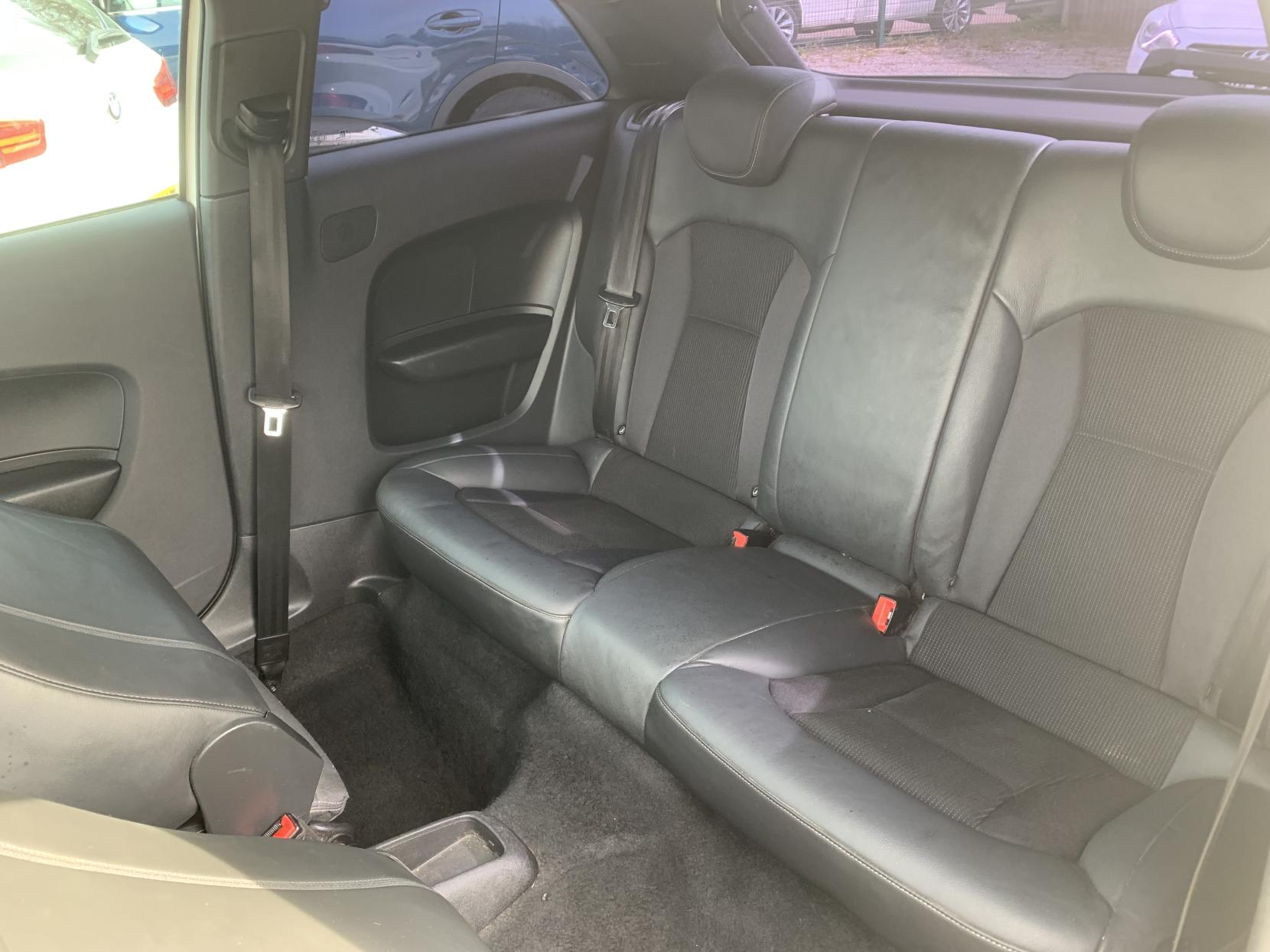 Audi A1 1.4 TFSI S line Hatchback 3dr Petrol Manual Euro 5 (s/s) (122 ps)