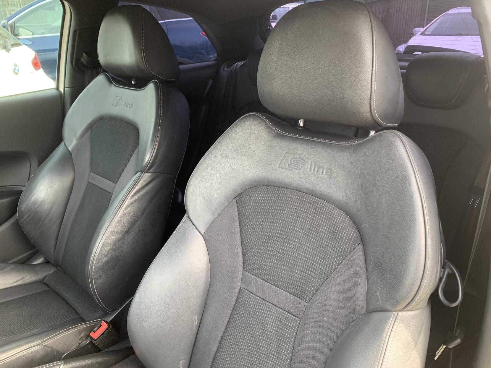 Audi A1 1.4 TFSI S line Hatchback 3dr Petrol Manual Euro 5 (s/s) (122 ps)