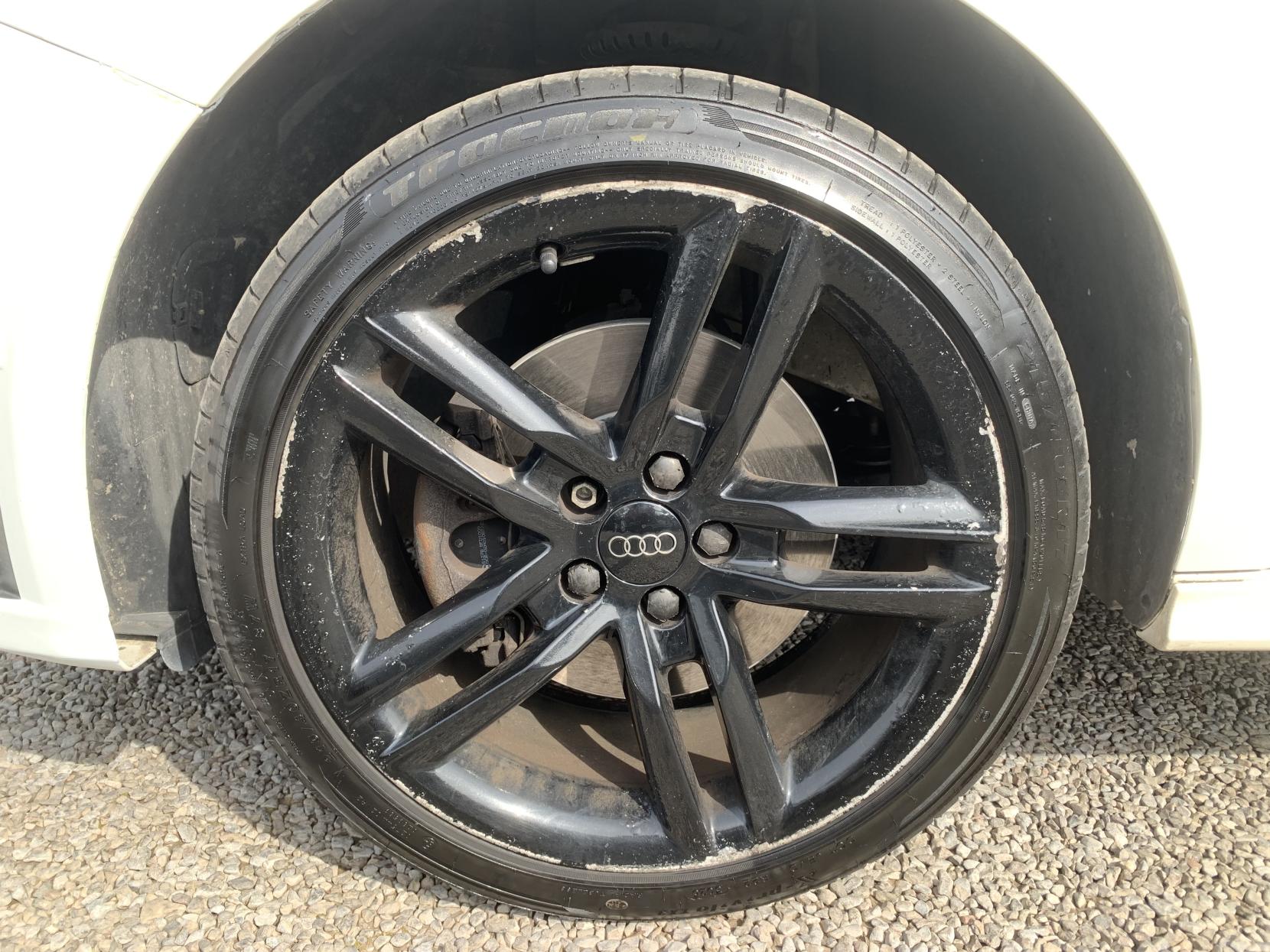 Audi A1 1.4 TFSI S line Hatchback 3dr Petrol Manual Euro 5 (s/s) (122 ps)