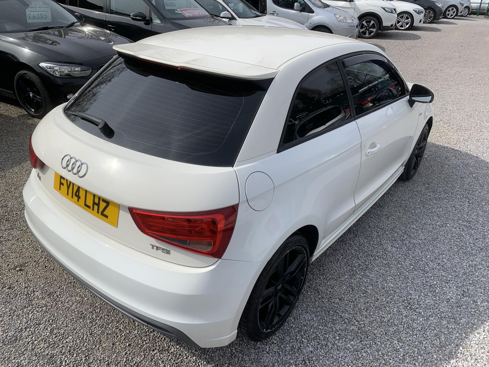 Audi A1 1.4 TFSI S line Hatchback 3dr Petrol Manual Euro 5 (s/s) (122 ps)