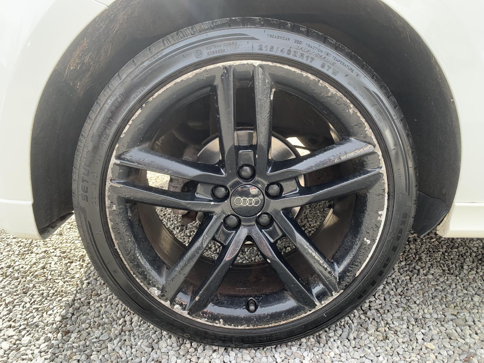 Audi A1 1.4 TFSI S line Hatchback 3dr Petrol Manual Euro 5 (s/s) (122 ps)