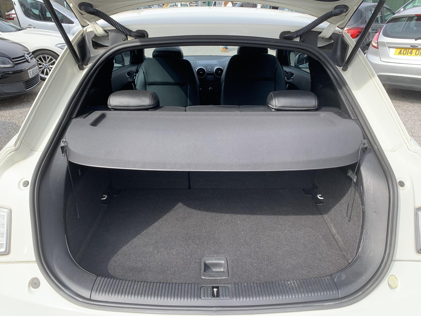 Audi A1 1.4 TFSI S line Hatchback 3dr Petrol Manual Euro 5 (s/s) (122 ps)