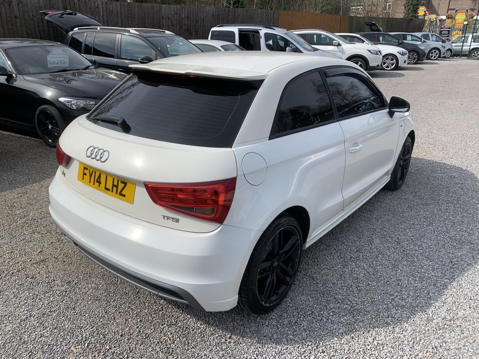Audi A1 1.4 TFSI S line Hatchback 3dr Petrol Manual Euro 5 (s/s) (122 ps)