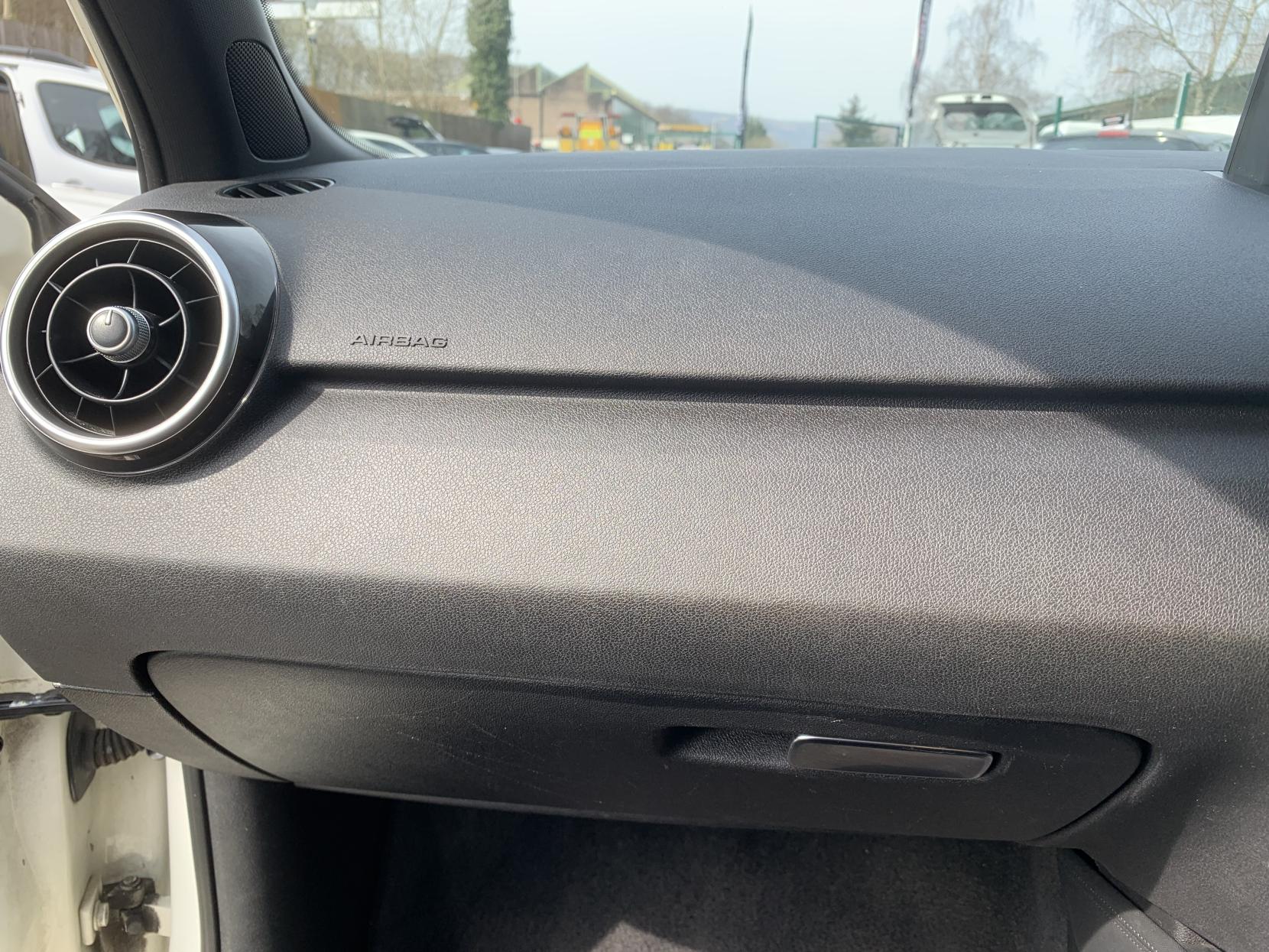 Audi A1 1.4 TFSI S line Hatchback 3dr Petrol Manual Euro 5 (s/s) (122 ps)