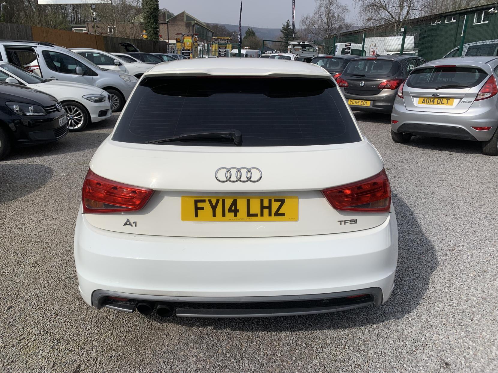 Audi A1 1.4 TFSI S line Hatchback 3dr Petrol Manual Euro 5 (s/s) (122 ps)
