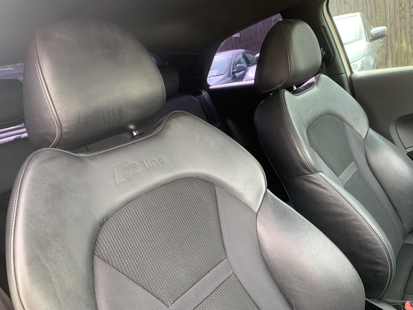 Audi A1 1.4 TFSI S line Hatchback 3dr Petrol Manual Euro 5 (s/s) (122 ps)