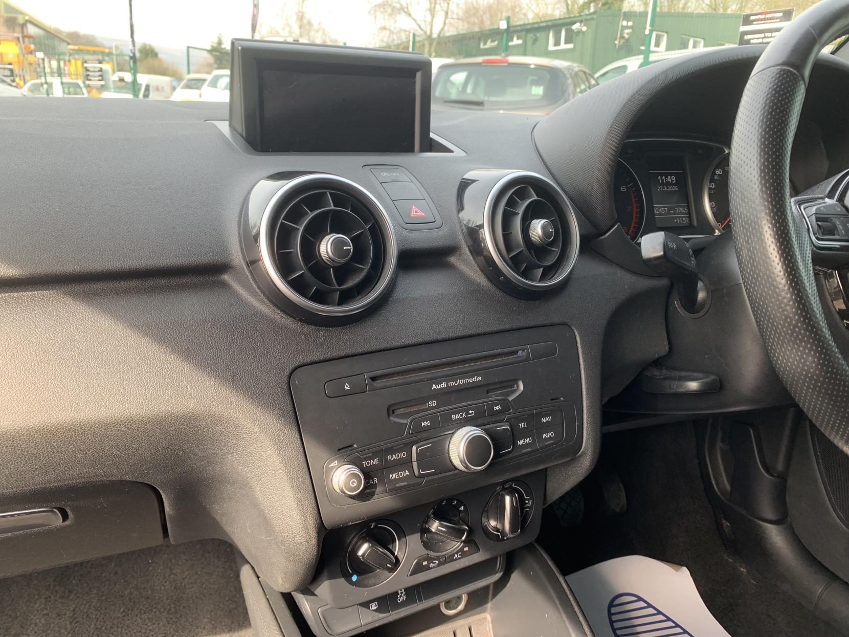 Audi A1 1.4 TFSI S line Hatchback 3dr Petrol Manual Euro 5 (s/s) (122 ps)