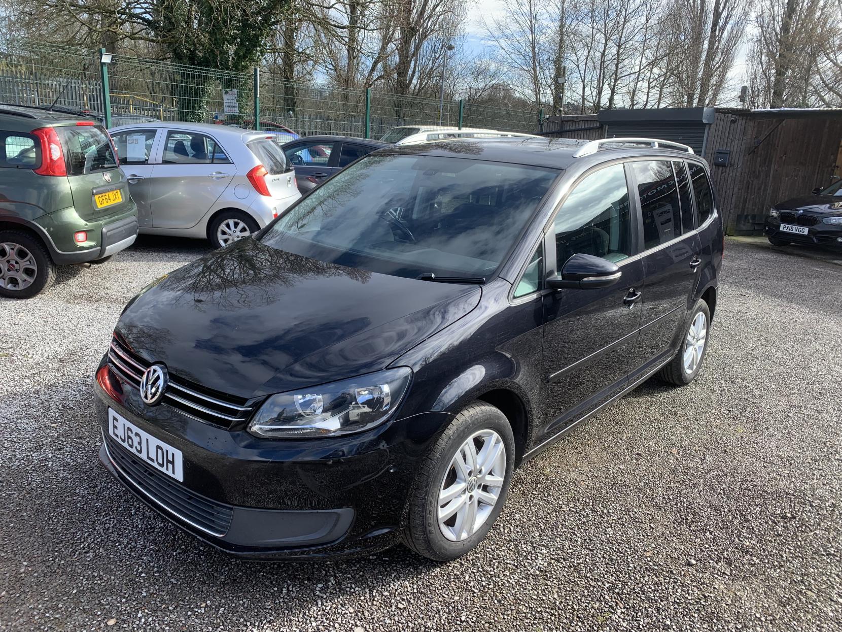 Volkswagen Touran 1.6 TDI BlueMotion Tech SE MPV 5dr Diesel DSG Euro 5 (s/s) (105 ps)
