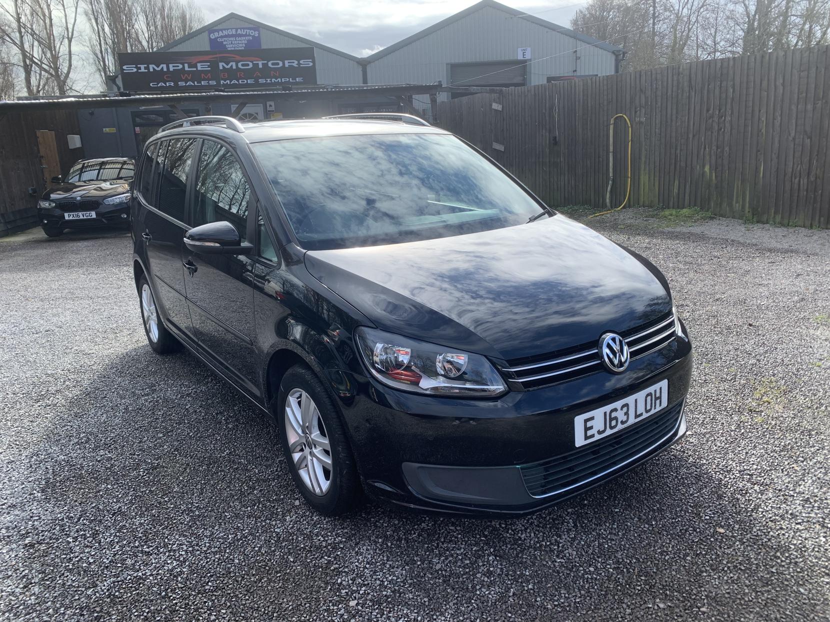 Volkswagen Touran 1.6 TDI BlueMotion Tech SE MPV 5dr Diesel DSG Euro 5 (s/s) (105 ps)