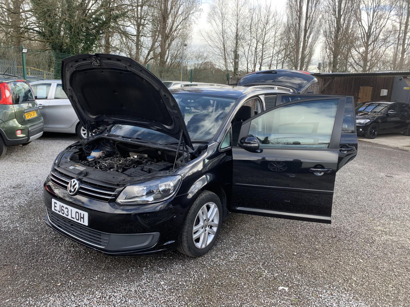 Volkswagen Touran 1.6 TDI BlueMotion Tech SE MPV 5dr Diesel DSG Euro 5 (s/s) (105 ps)