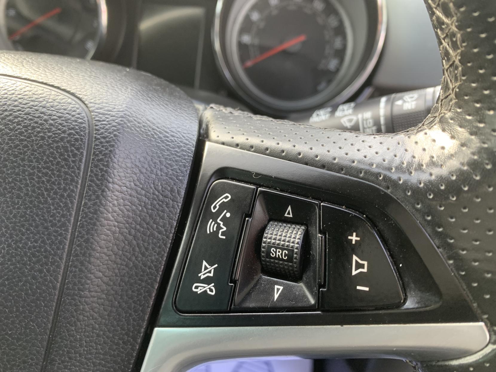 Vauxhall Zafira Tourer 1.4i Turbo SRi MPV 5dr Petrol Manual Euro 6 (140 ps)