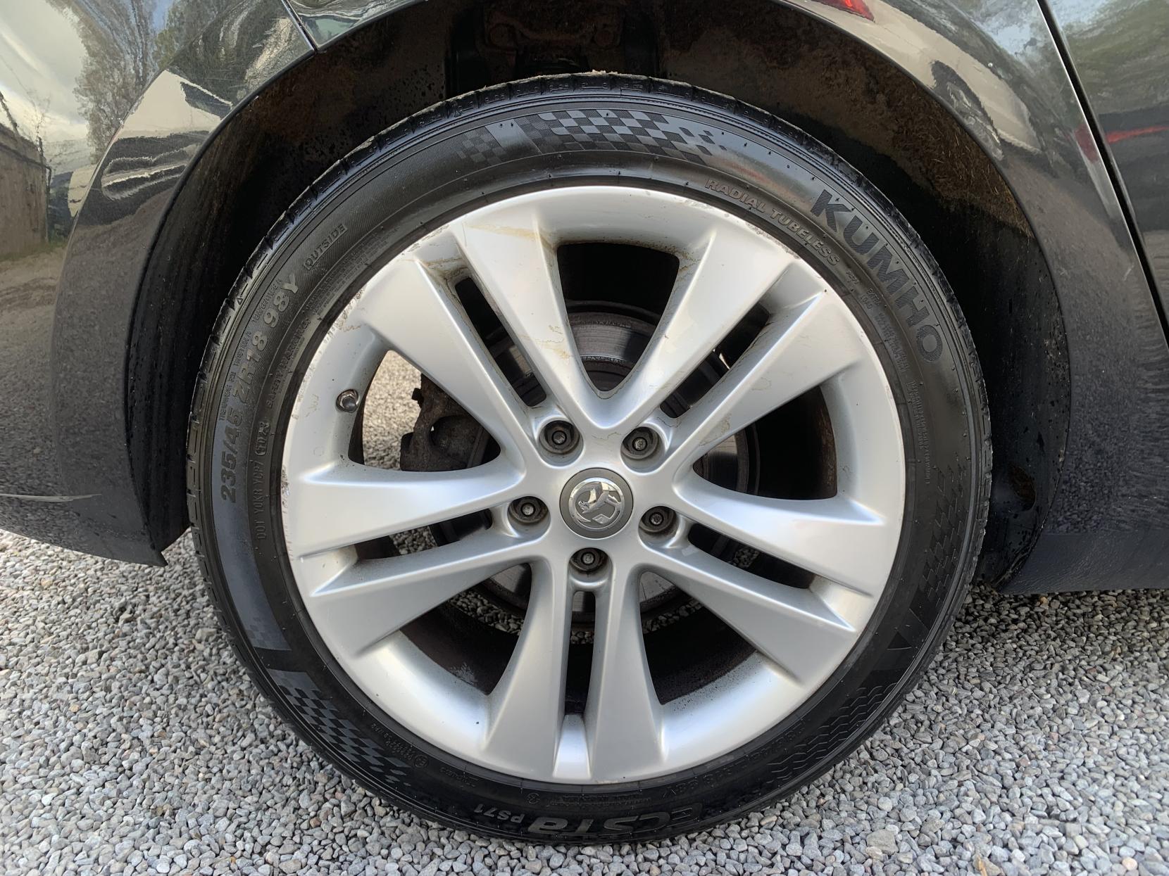 Vauxhall Zafira Tourer 1.4i Turbo SRi MPV 5dr Petrol Manual Euro 6 (140 ps)