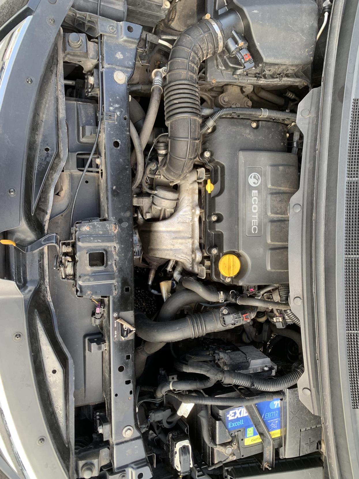 Vauxhall Zafira Tourer 1.4i Turbo SRi MPV 5dr Petrol Manual Euro 6 (140 ps)