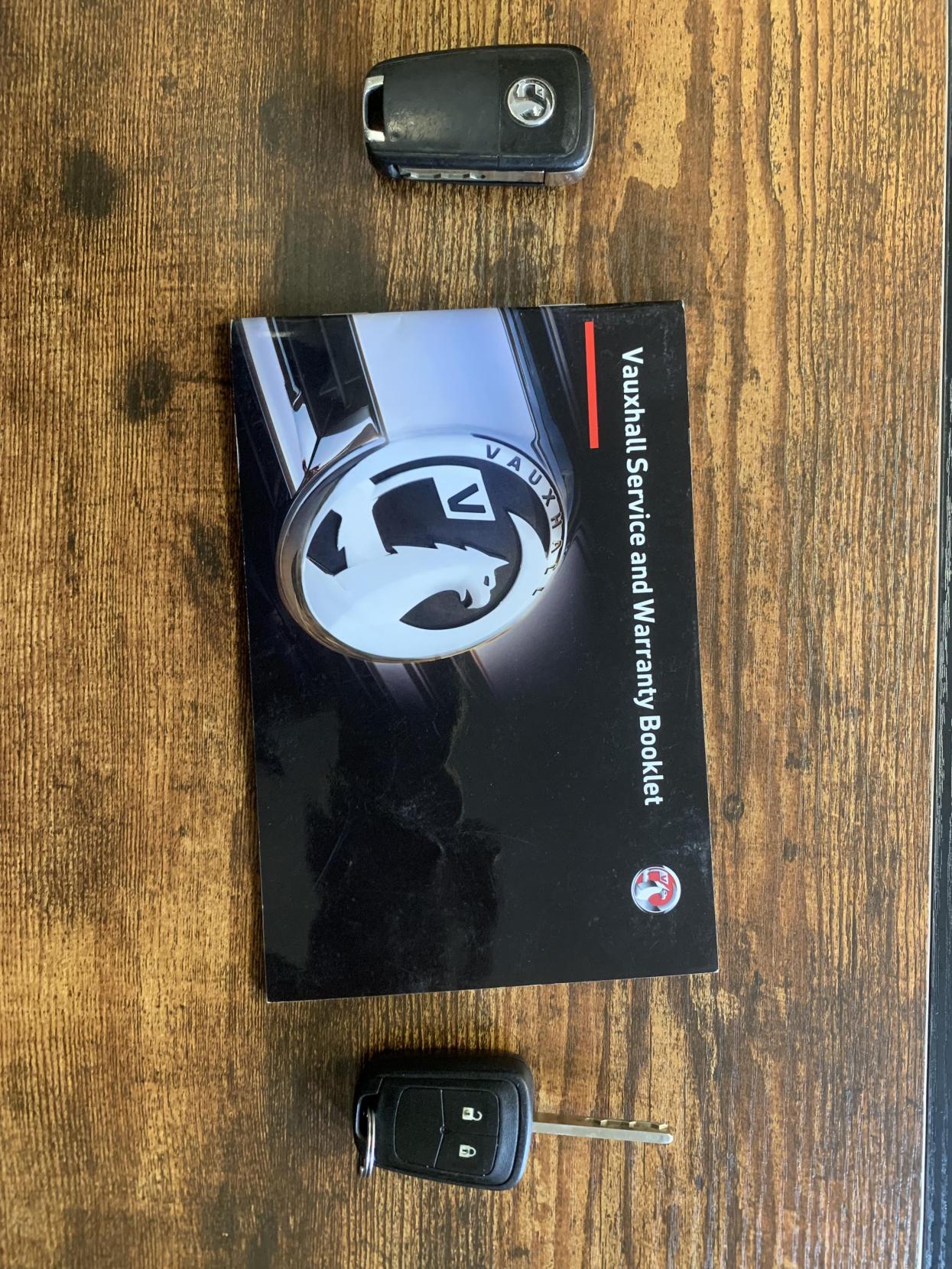 Vauxhall Zafira Tourer 1.4i Turbo SRi MPV 5dr Petrol Manual Euro 6 (140 ps)