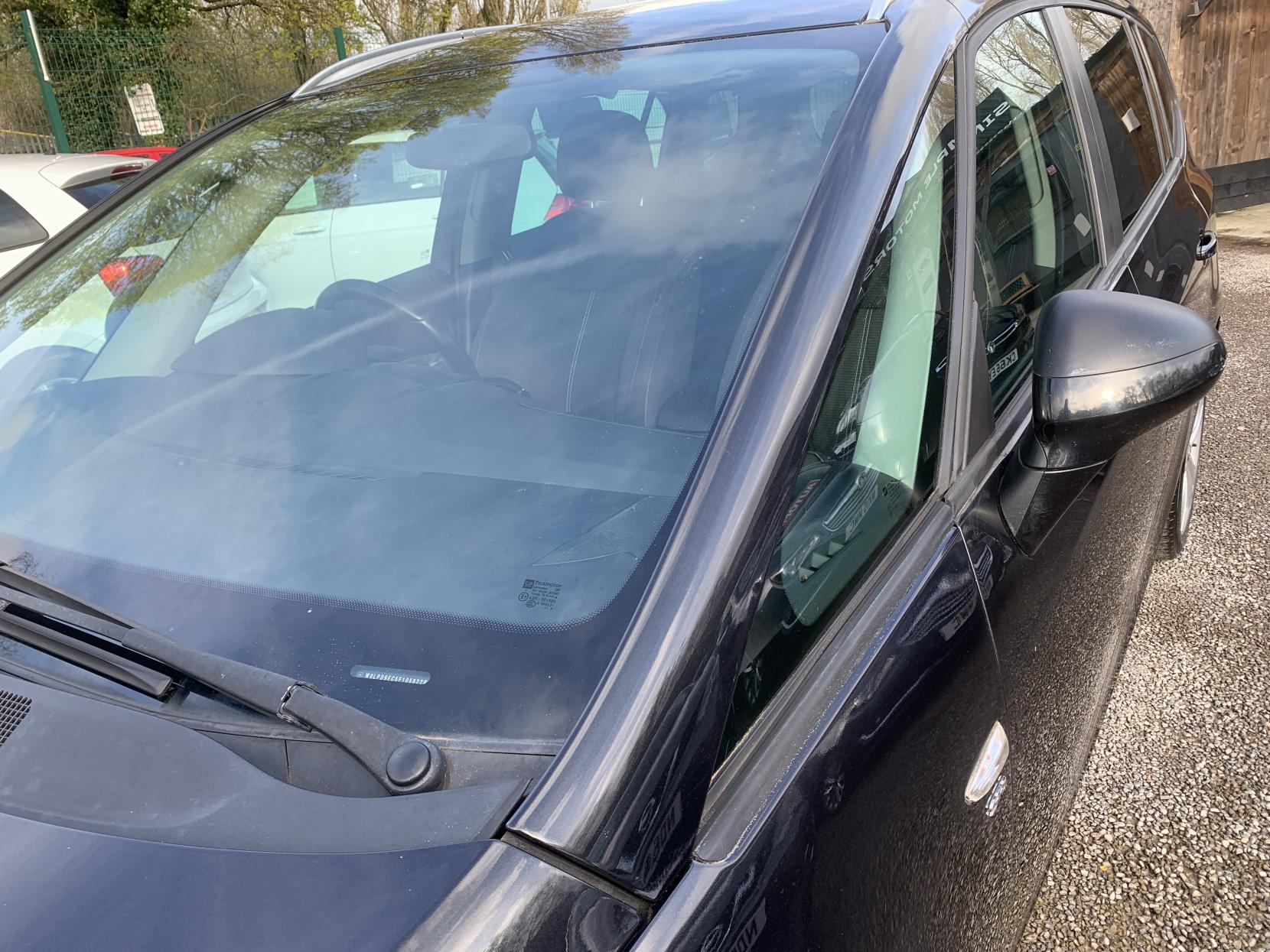 Vauxhall Zafira Tourer 1.4i Turbo SRi MPV 5dr Petrol Manual Euro 6 (140 ps)