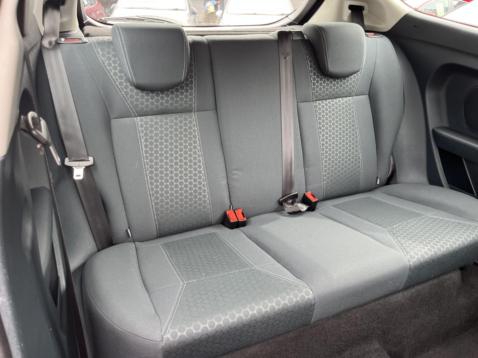 2012 00 FORD FIESTA