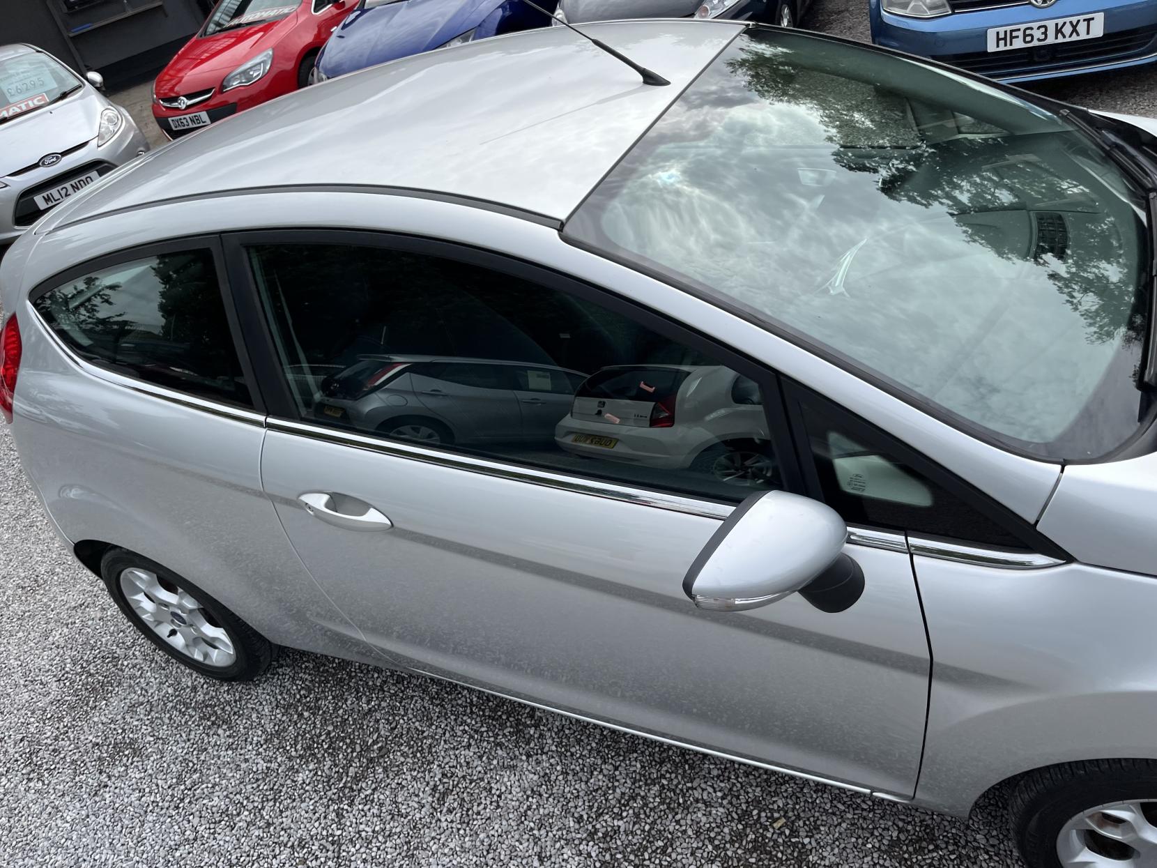 2012 00 FORD FIESTA