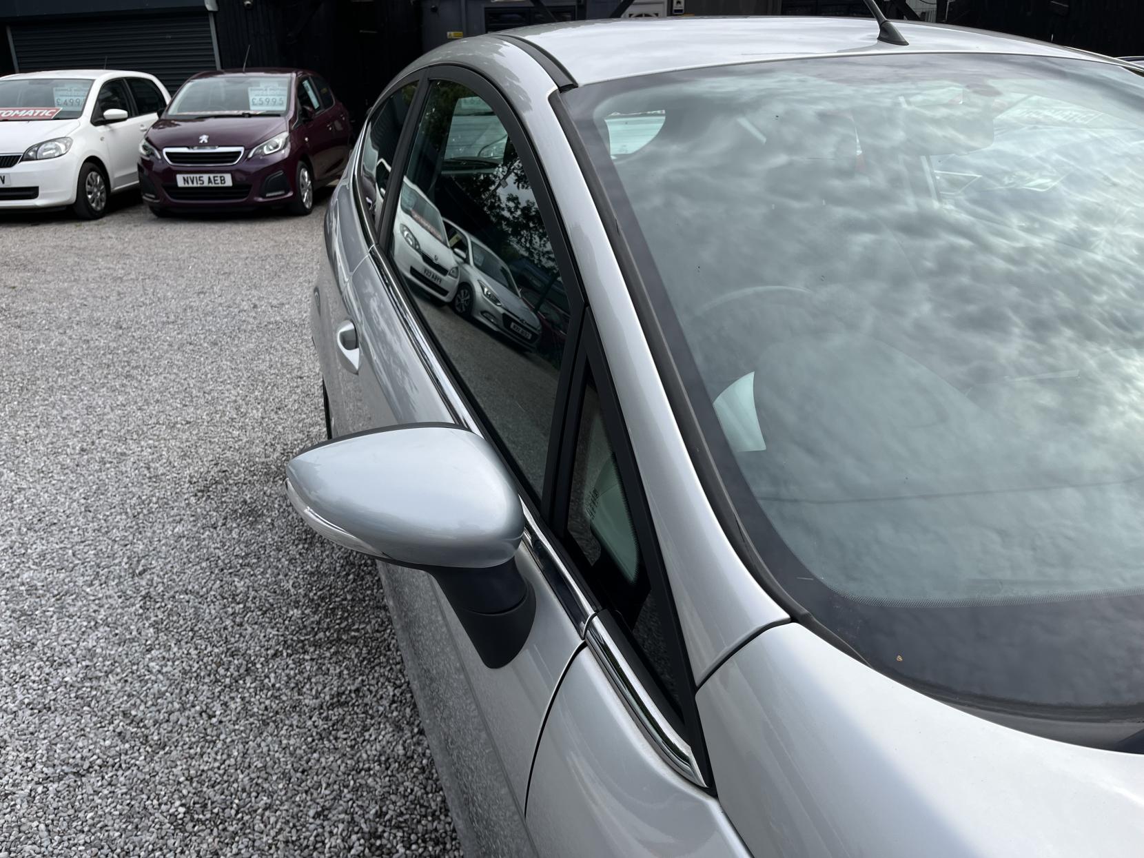 2012 FORD FIESTA 1.25 Zetec Hatchback 3dr Petrol Manual (129 g/km, 81 bhp)