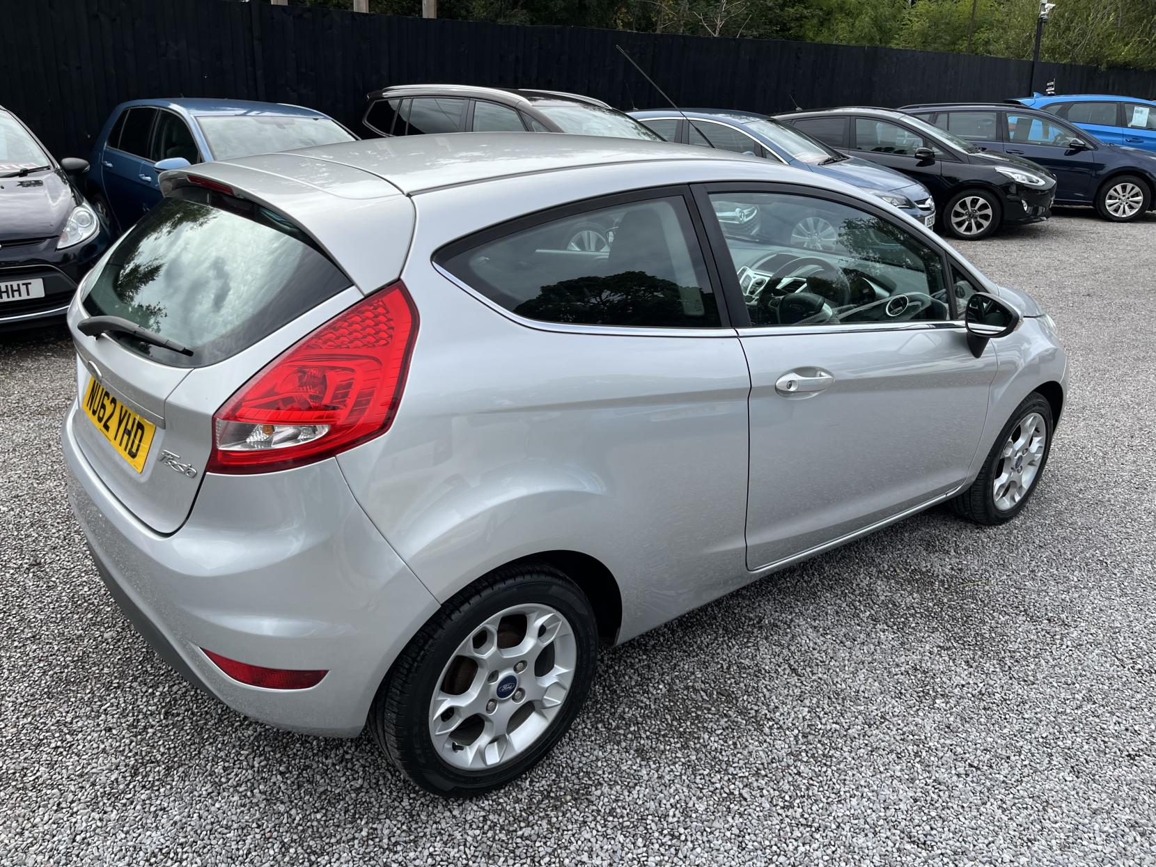 2012 00 FORD FIESTA