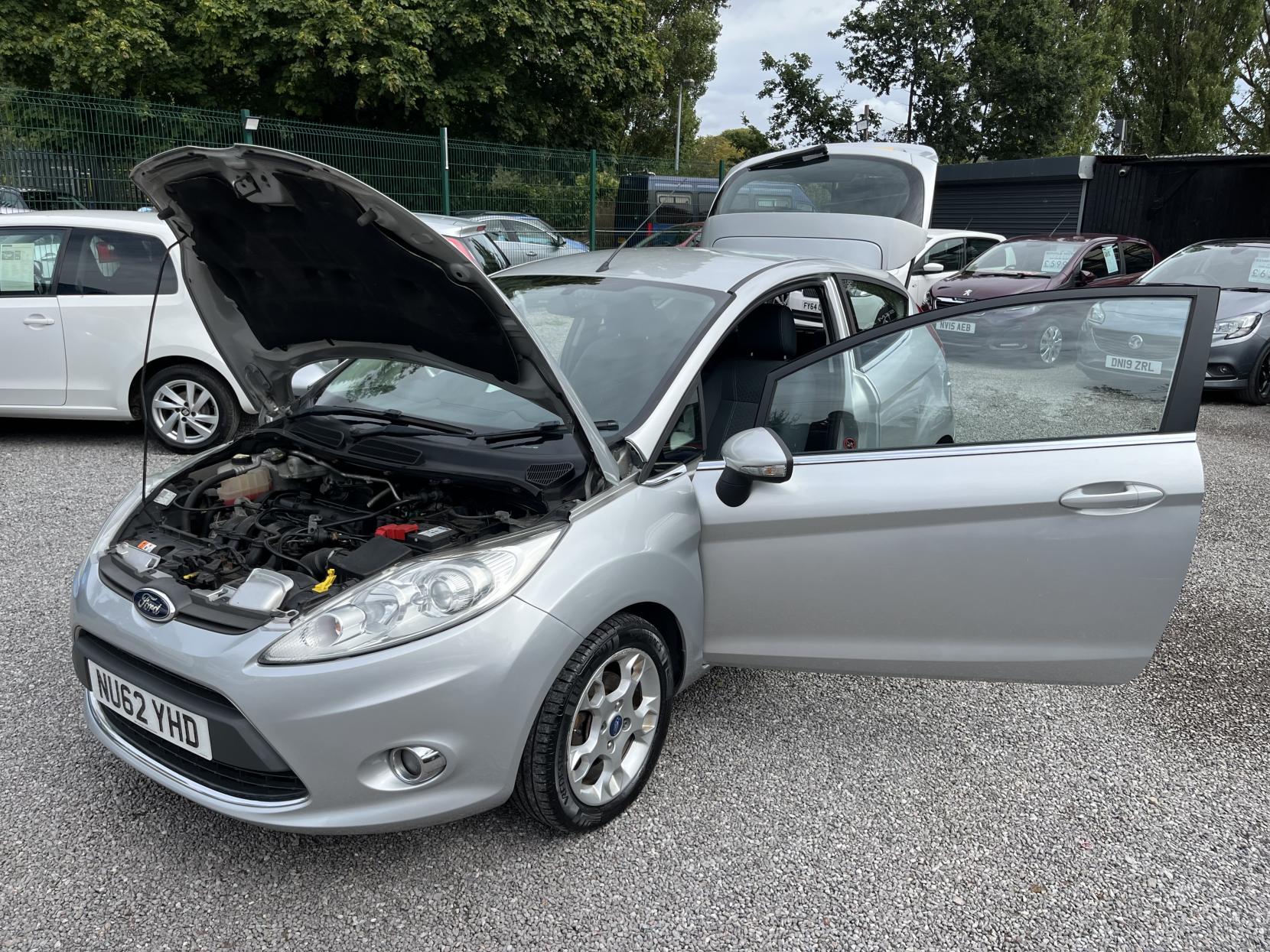 2012 00 FORD FIESTA