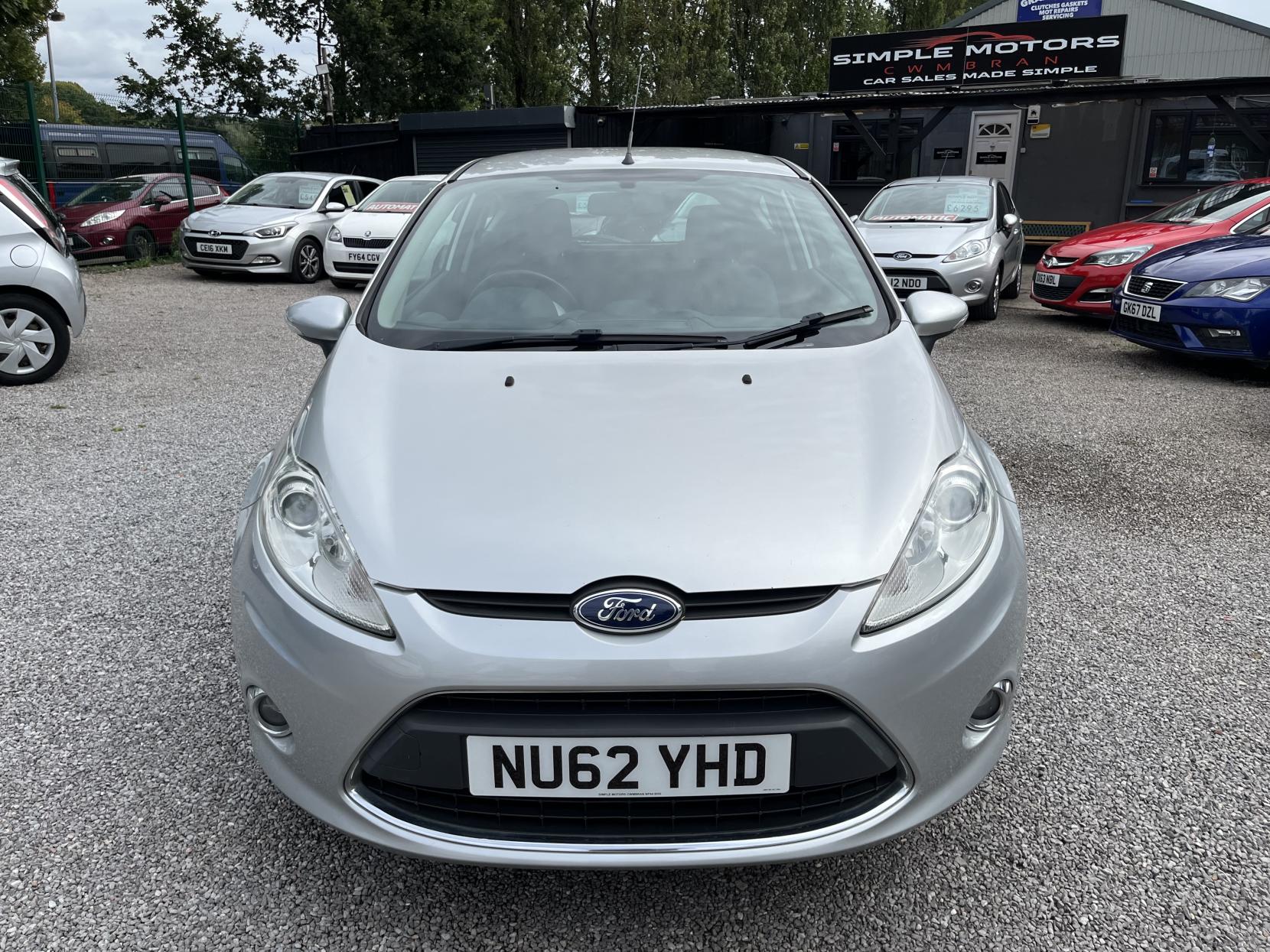 2012 00 FORD FIESTA