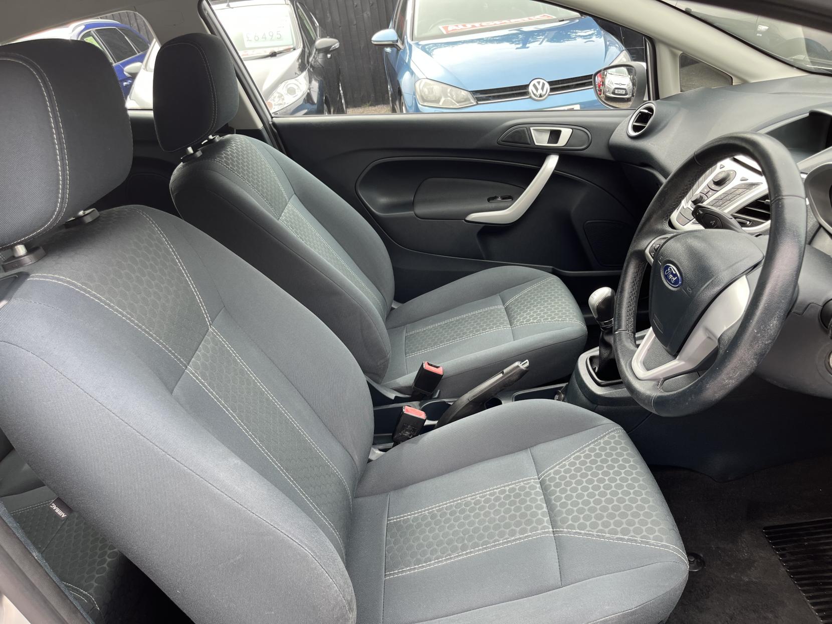 2012 00 FORD FIESTA
