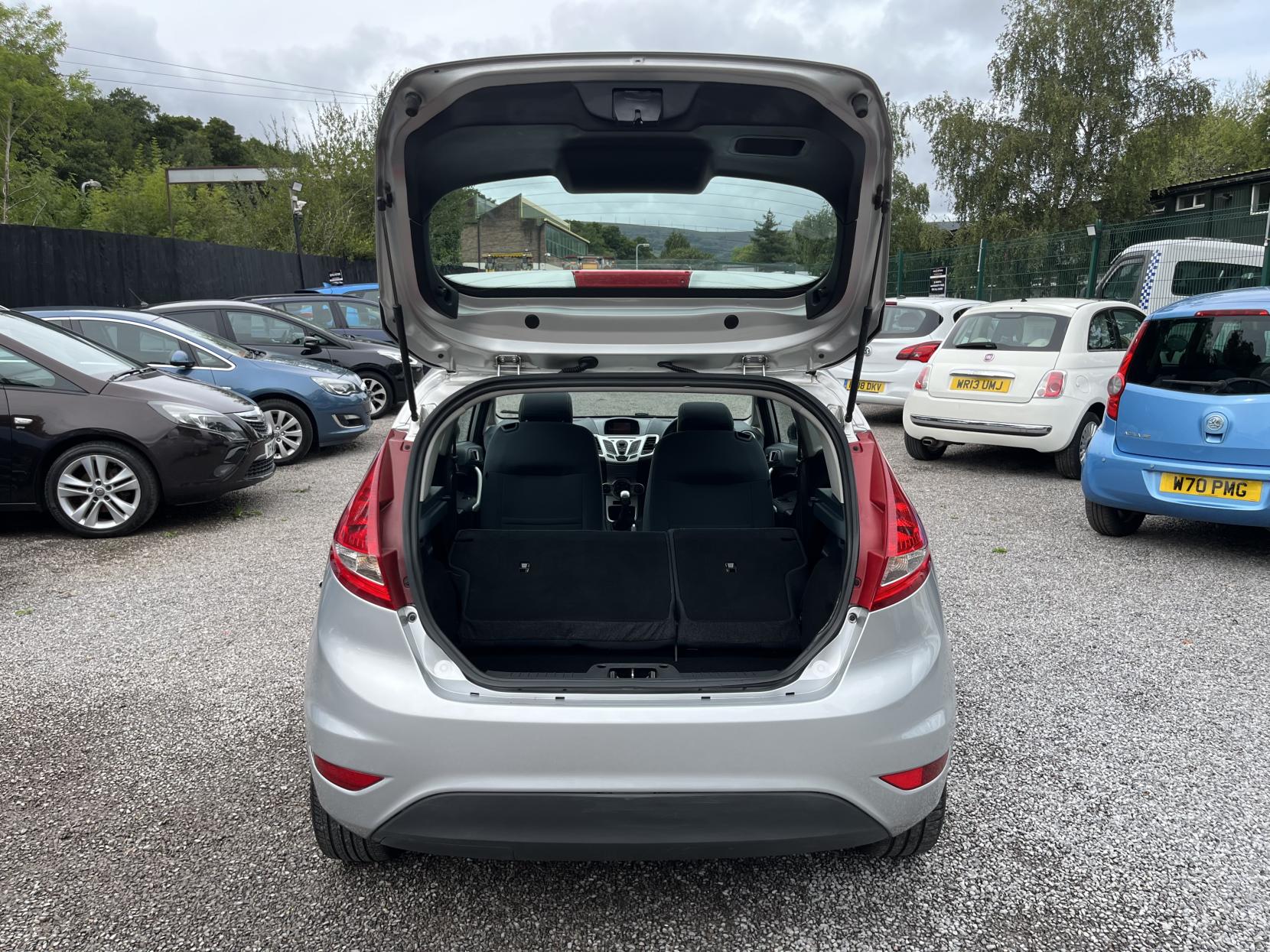 2012 00 FORD FIESTA