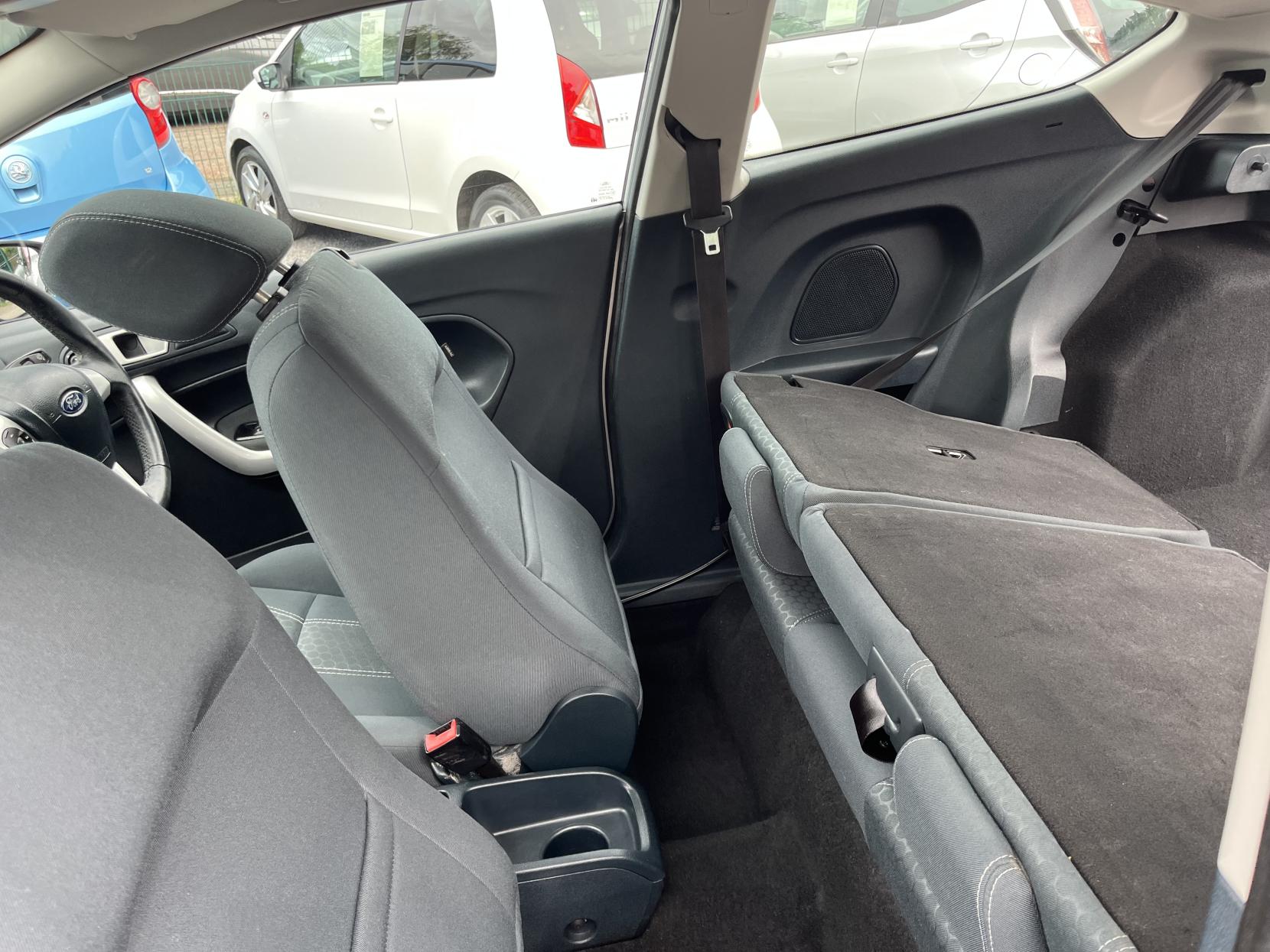 2012 00 FORD FIESTA