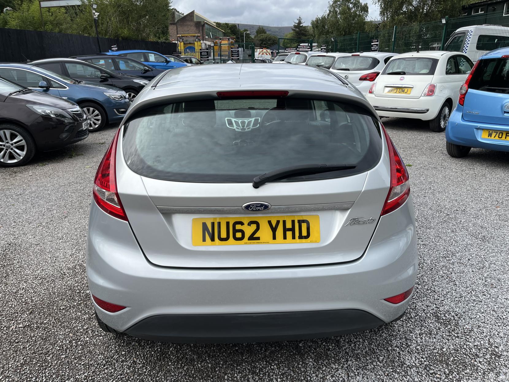 2012 00 FORD FIESTA