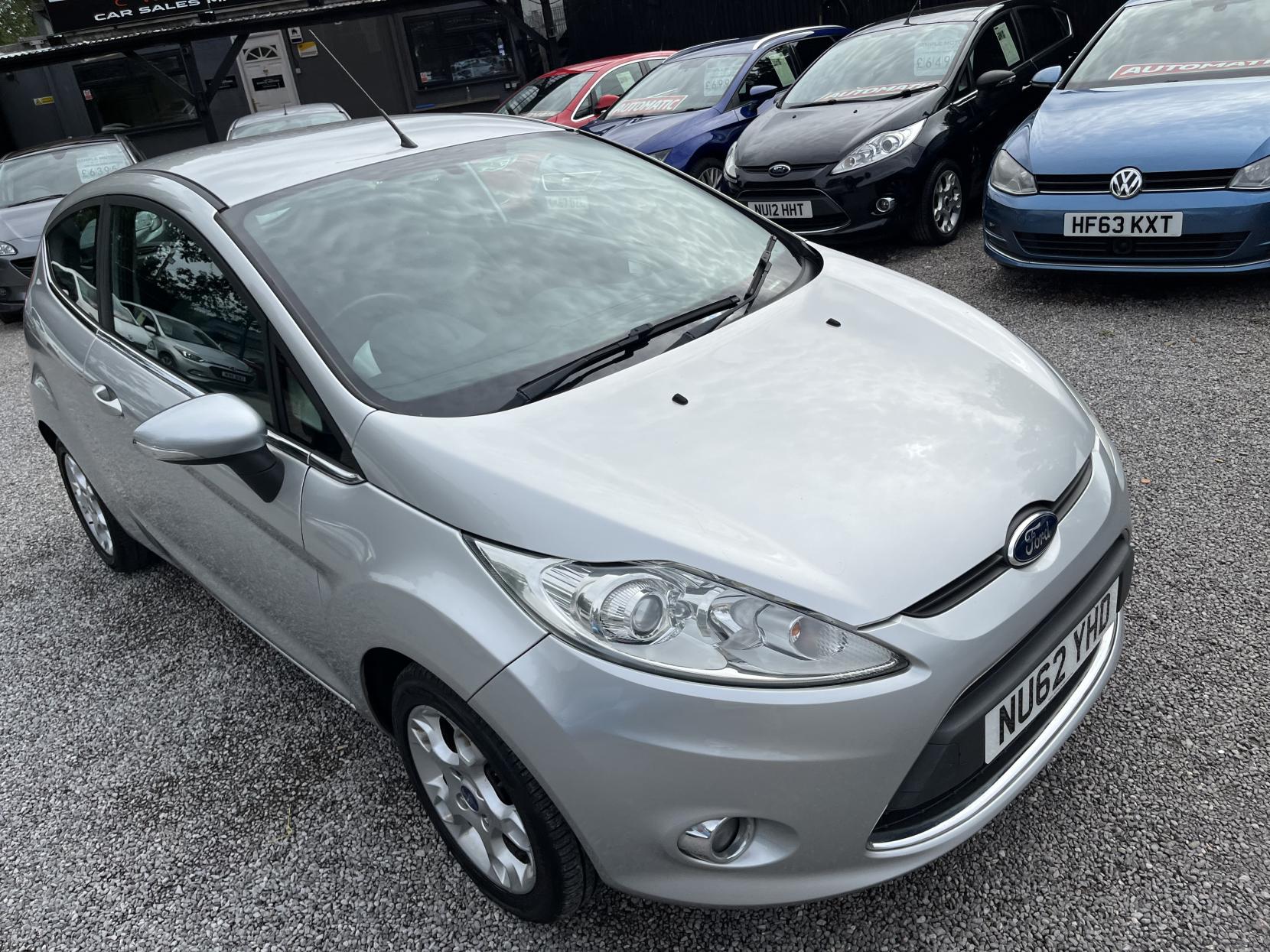 2012 00 FORD FIESTA