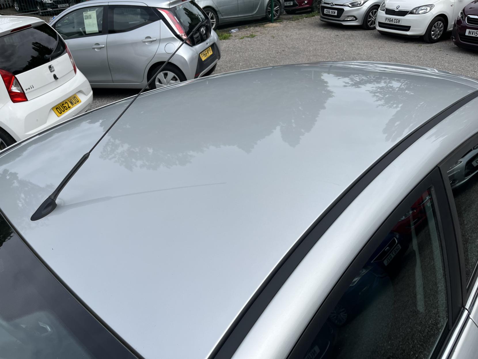 2012 00 FORD FIESTA