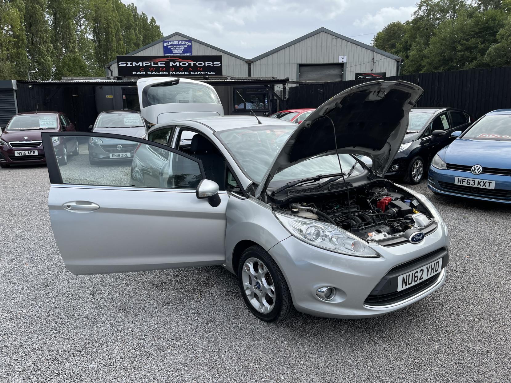 2012 00 FORD FIESTA