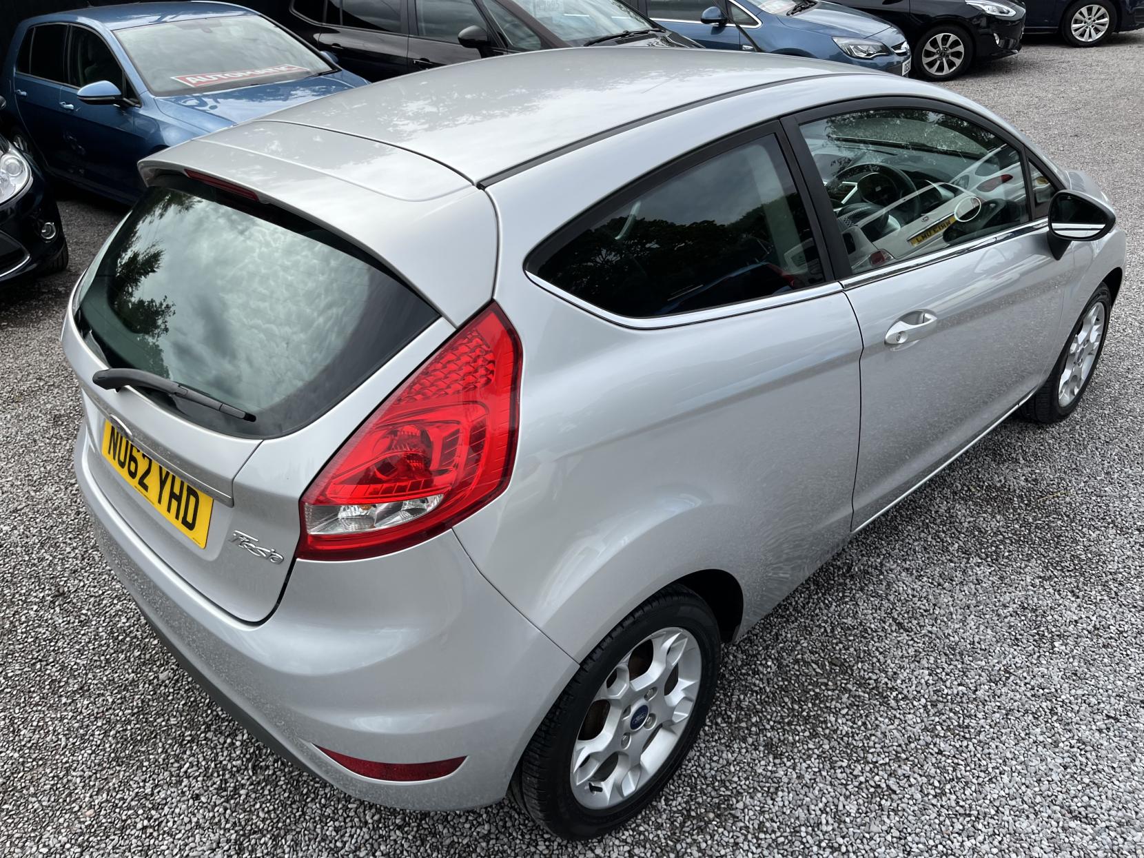 2012 00 FORD FIESTA