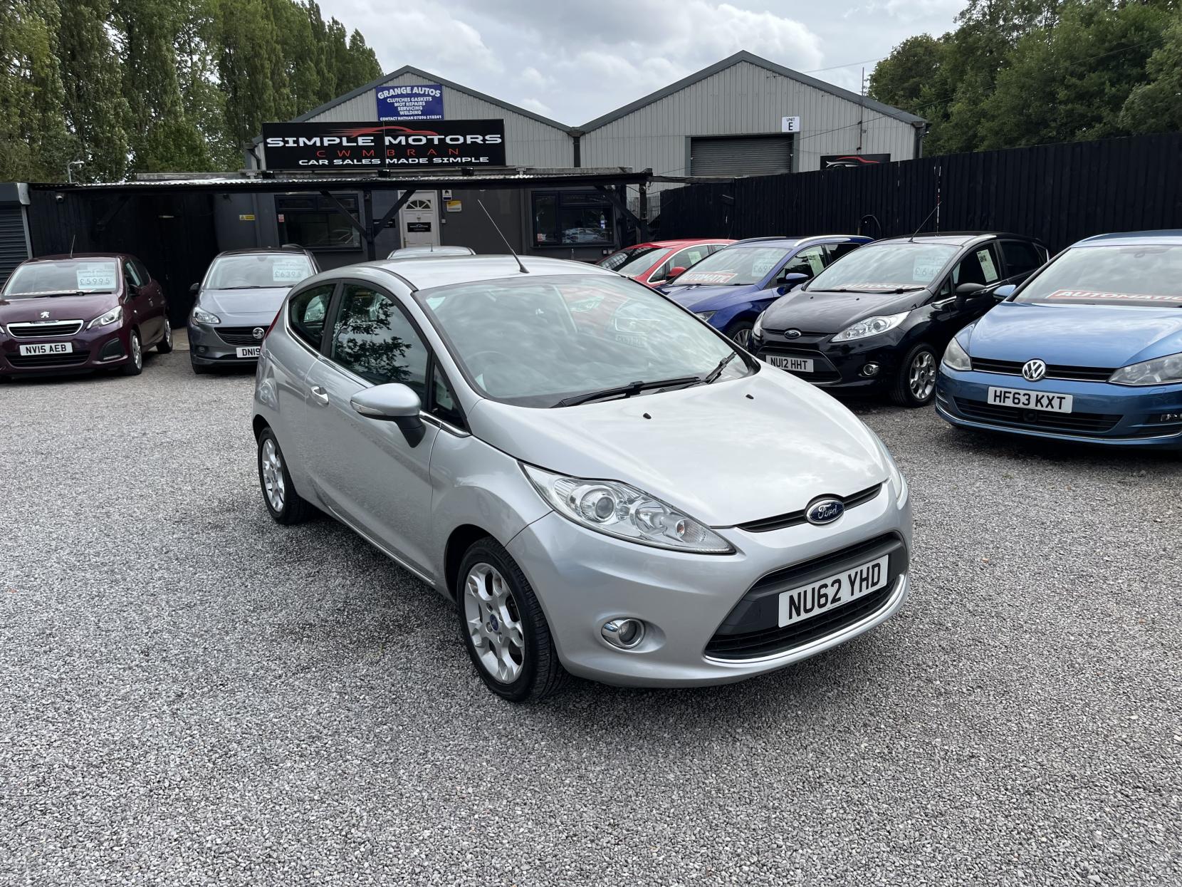2012 00 FORD FIESTA