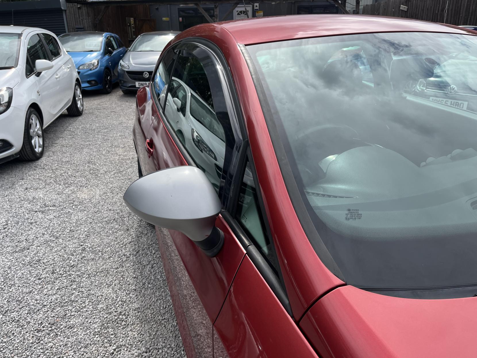 2011 00 SEAT IBIZA