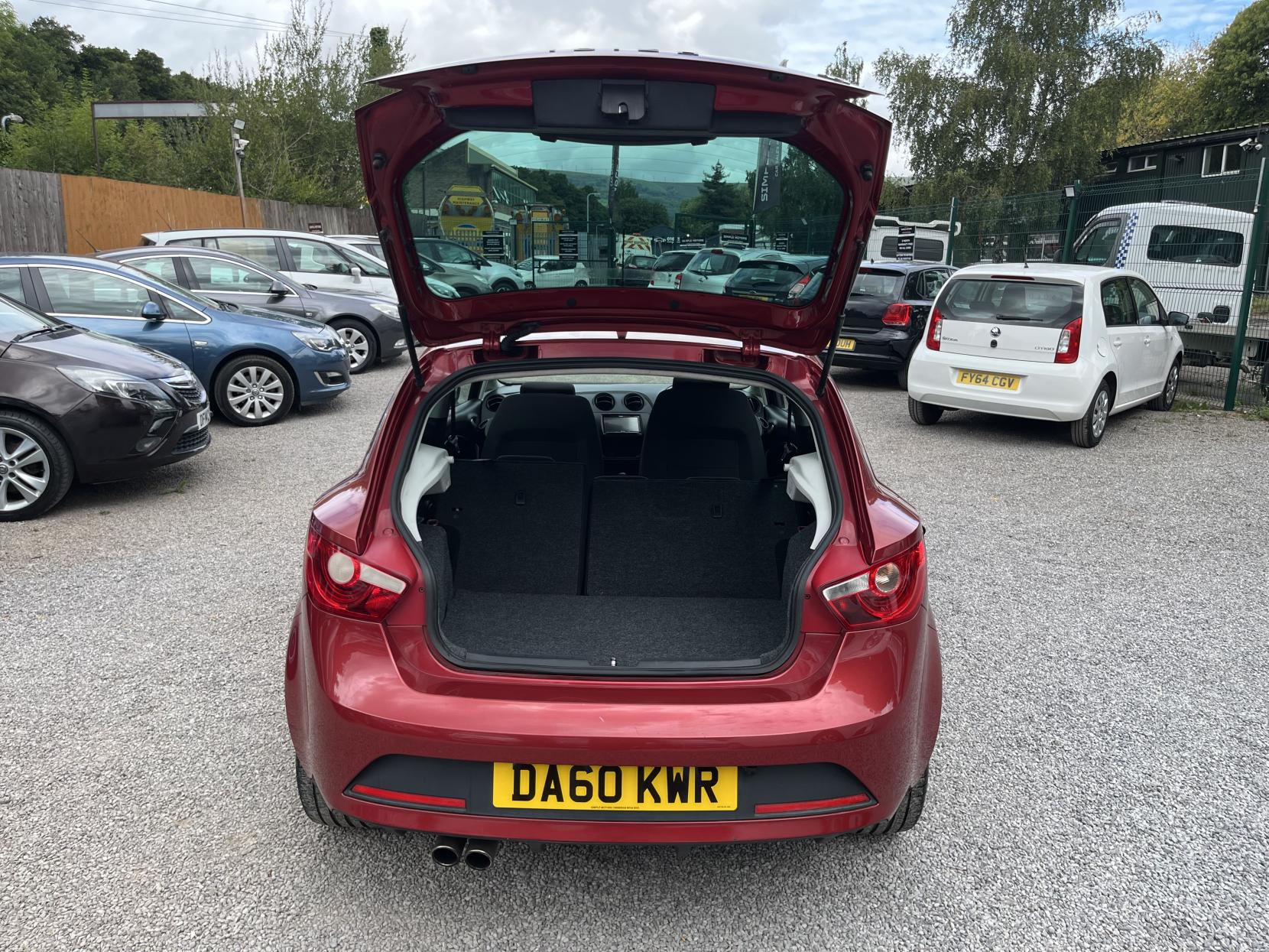 2011 00 SEAT IBIZA