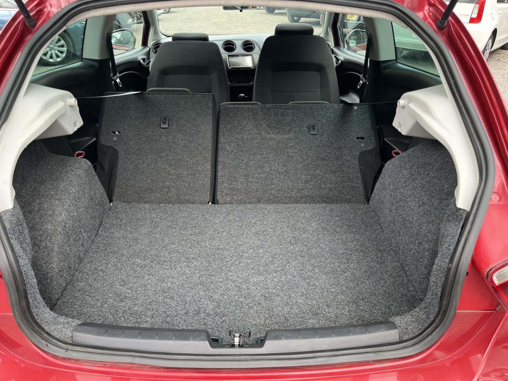 2011 00 SEAT IBIZA