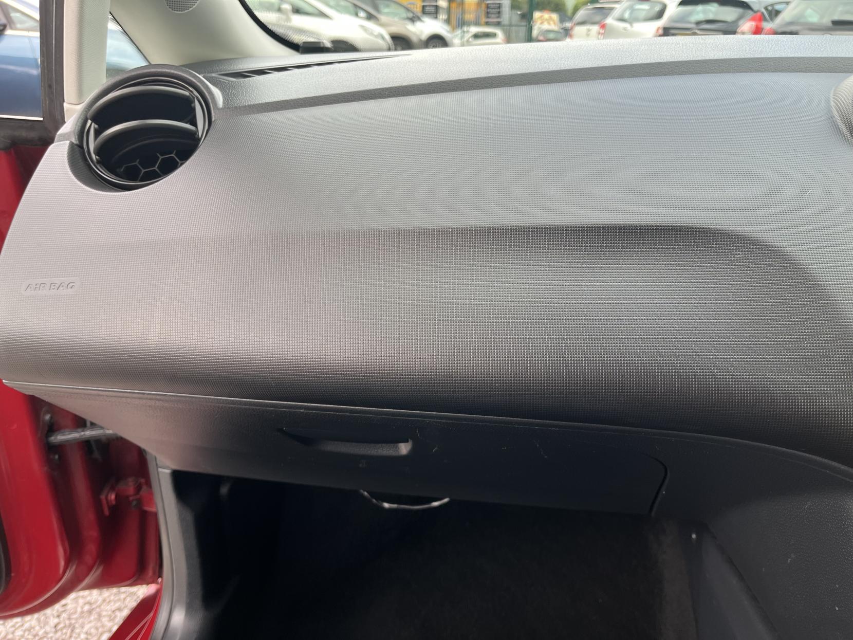2011 00 SEAT IBIZA