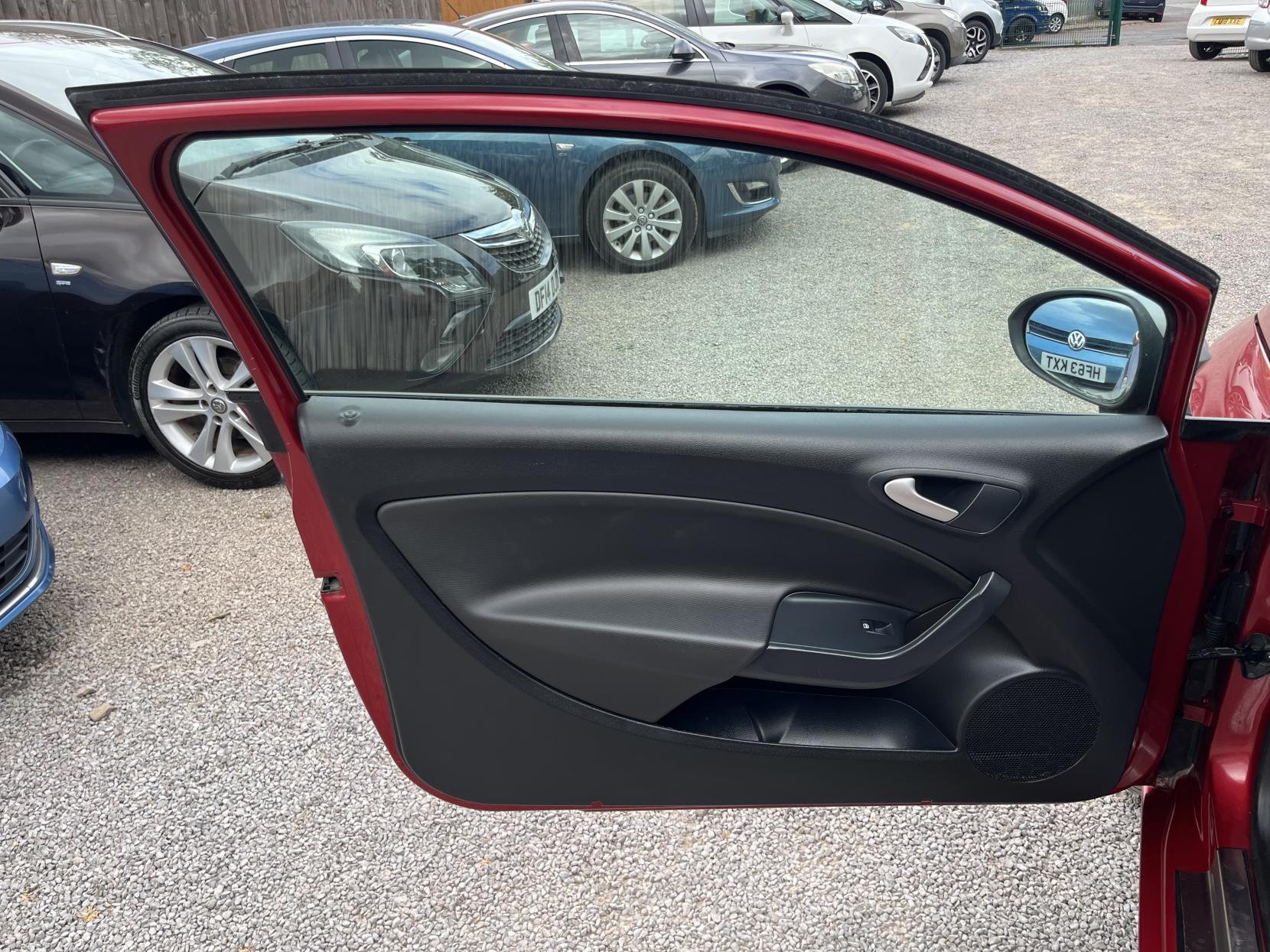 2011 00 SEAT IBIZA