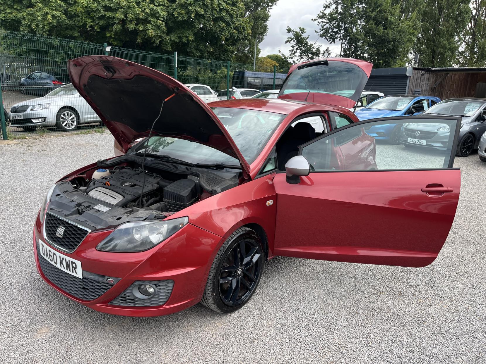 2011 00 SEAT IBIZA