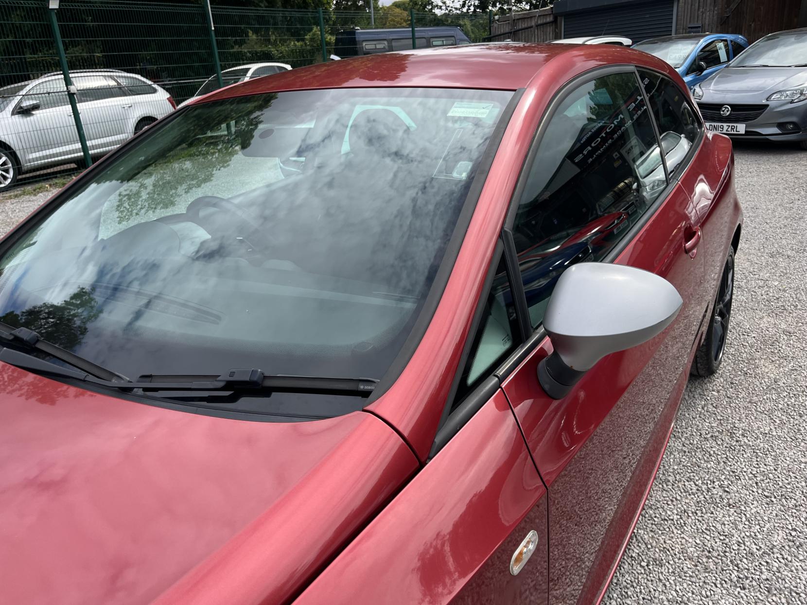 2011 00 SEAT IBIZA