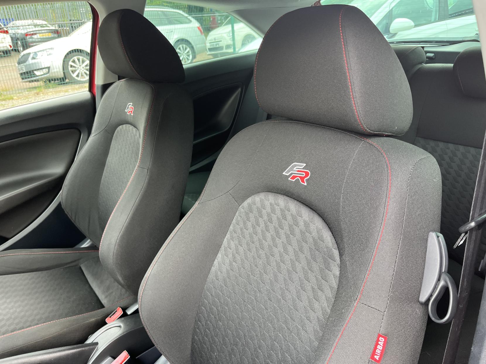2011 00 SEAT IBIZA