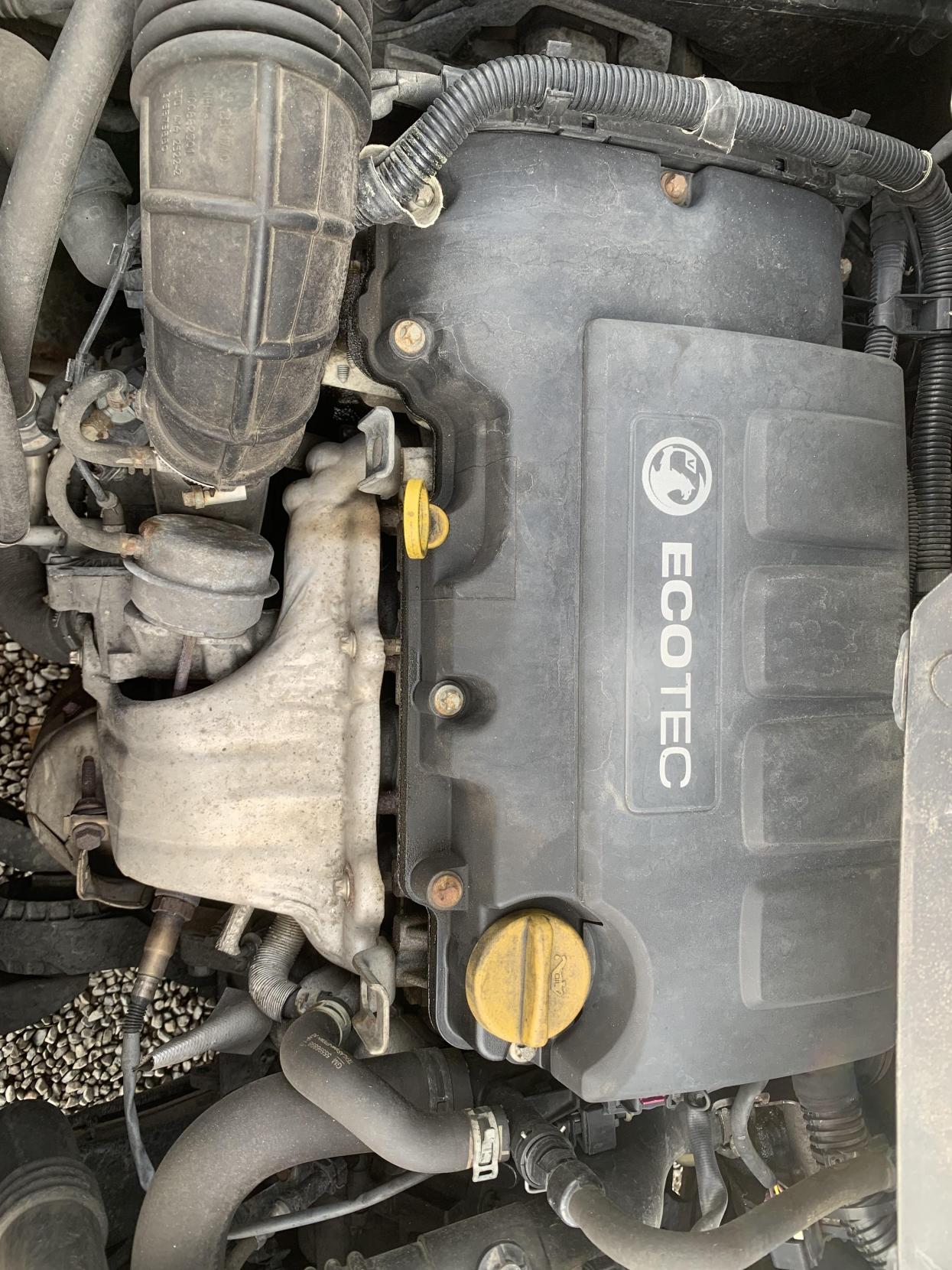 Vauxhall Zafira Tourer 1.4i Turbo SRi MPV 5dr Petrol Manual Euro 6 (140 ps)