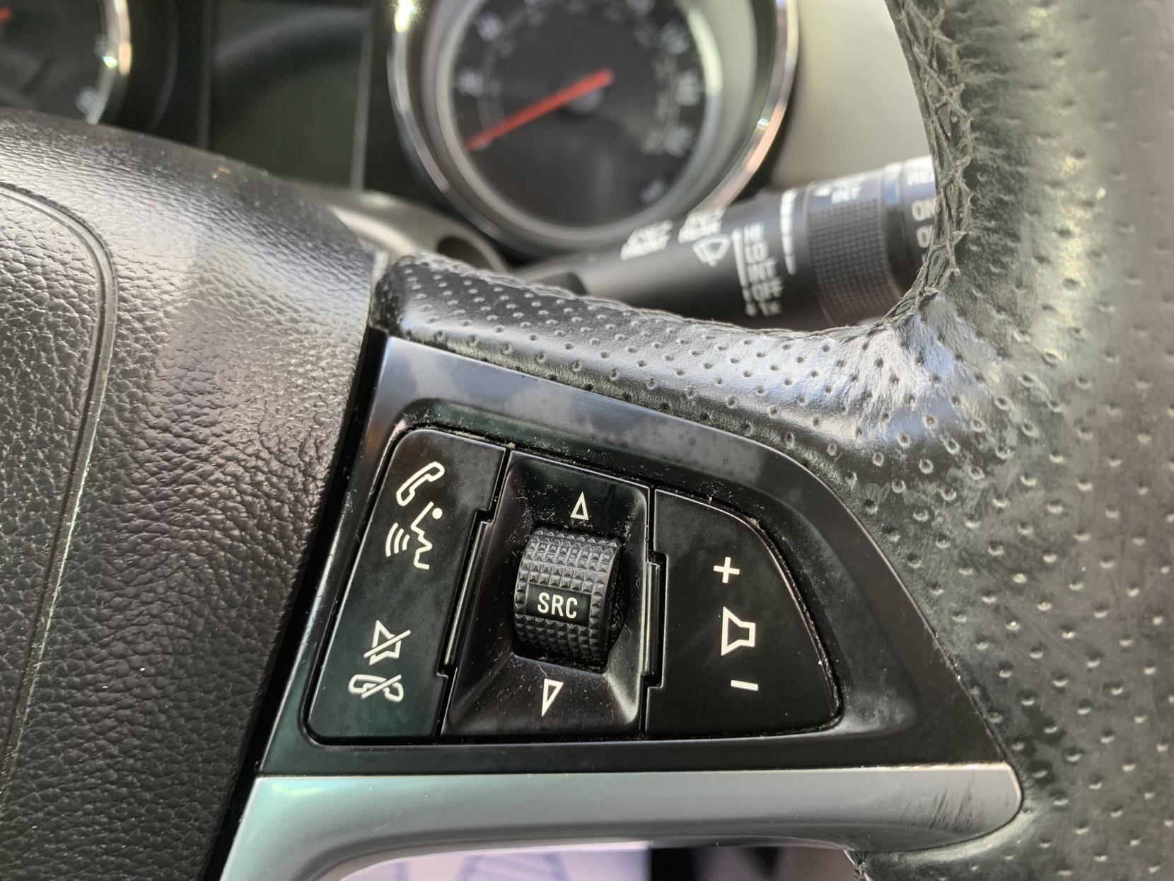 Vauxhall Zafira Tourer 1.4i Turbo SRi MPV 5dr Petrol Manual Euro 6 (140 ps)